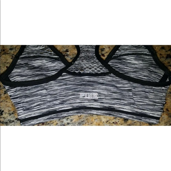 Victoria Secret sports bra with pads - Picture 3 of 4